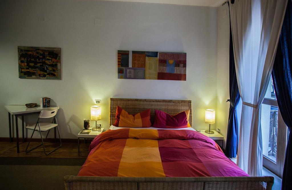 Studio Apartments Centro Storico Via Manno Κάλιαρι Δωμάτιο φωτογραφία