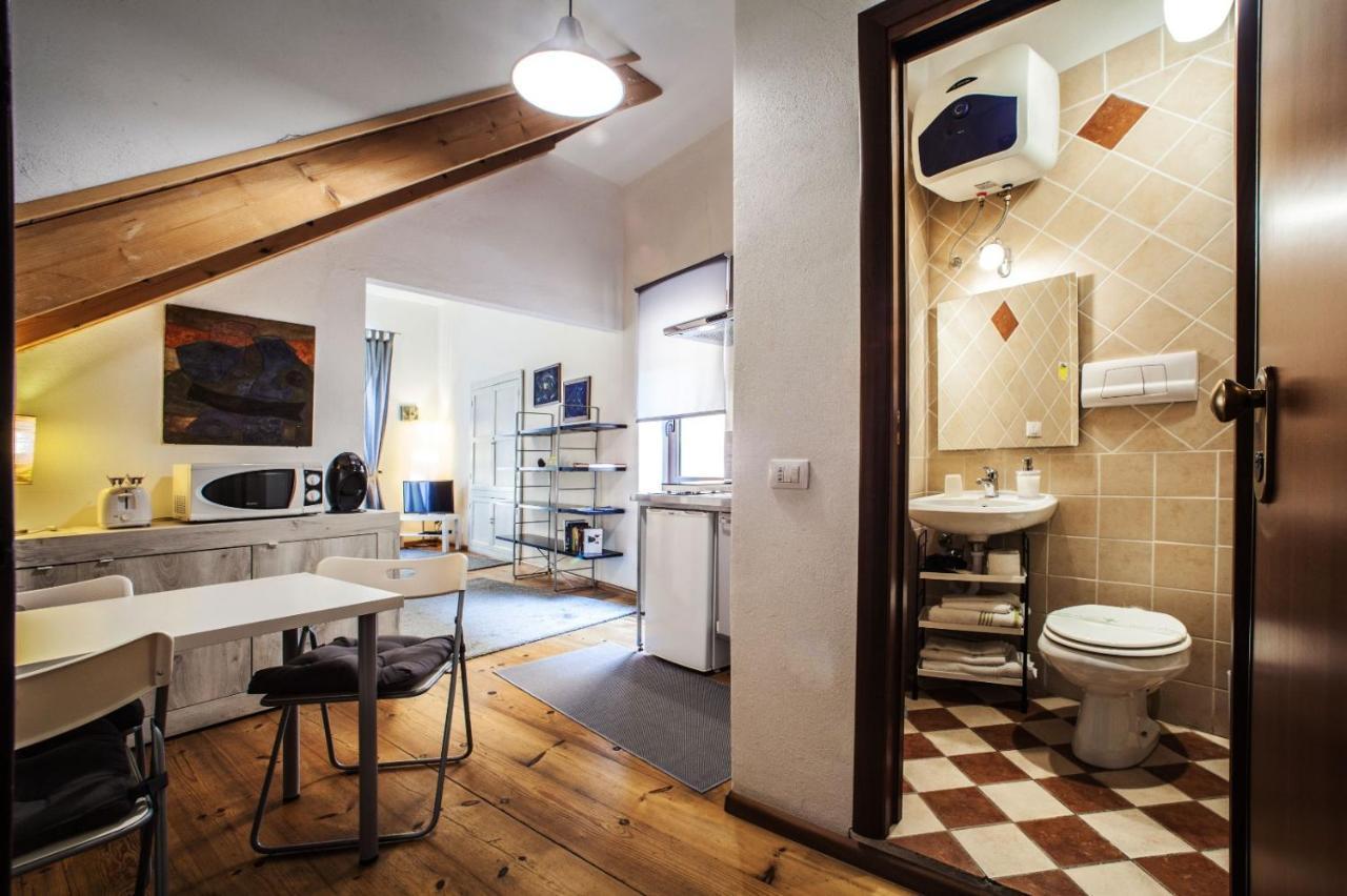 Studio Apartments Centro Storico Via Manno Κάλιαρι Εξωτερικό φωτογραφία