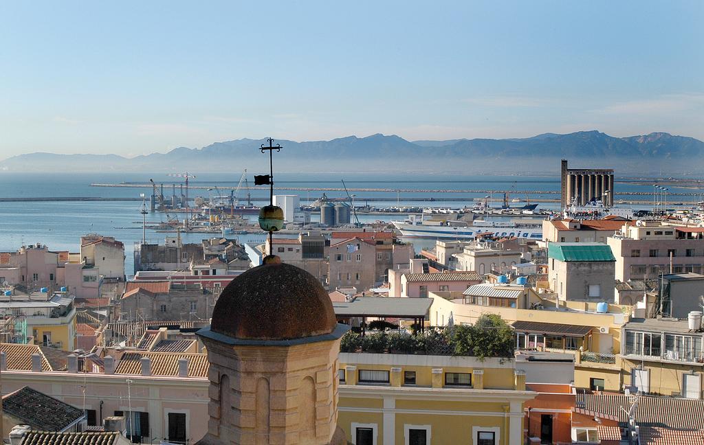 Studio Apartments Centro Storico Via Manno Κάλιαρι Εξωτερικό φωτογραφία
