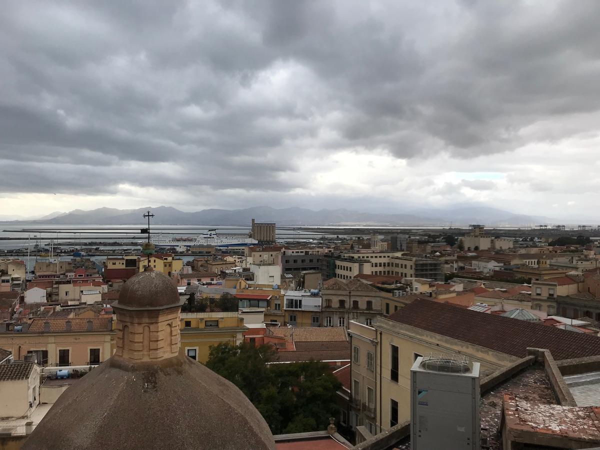 Studio Apartments Centro Storico Via Manno Κάλιαρι Εξωτερικό φωτογραφία