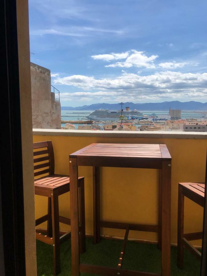 Studio Apartments Centro Storico Via Manno Κάλιαρι Εξωτερικό φωτογραφία