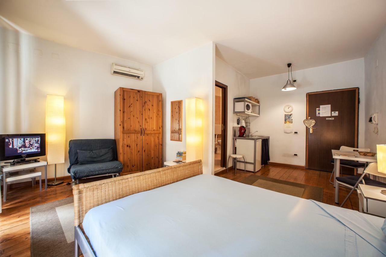 Studio Apartments Centro Storico Via Manno Κάλιαρι Εξωτερικό φωτογραφία